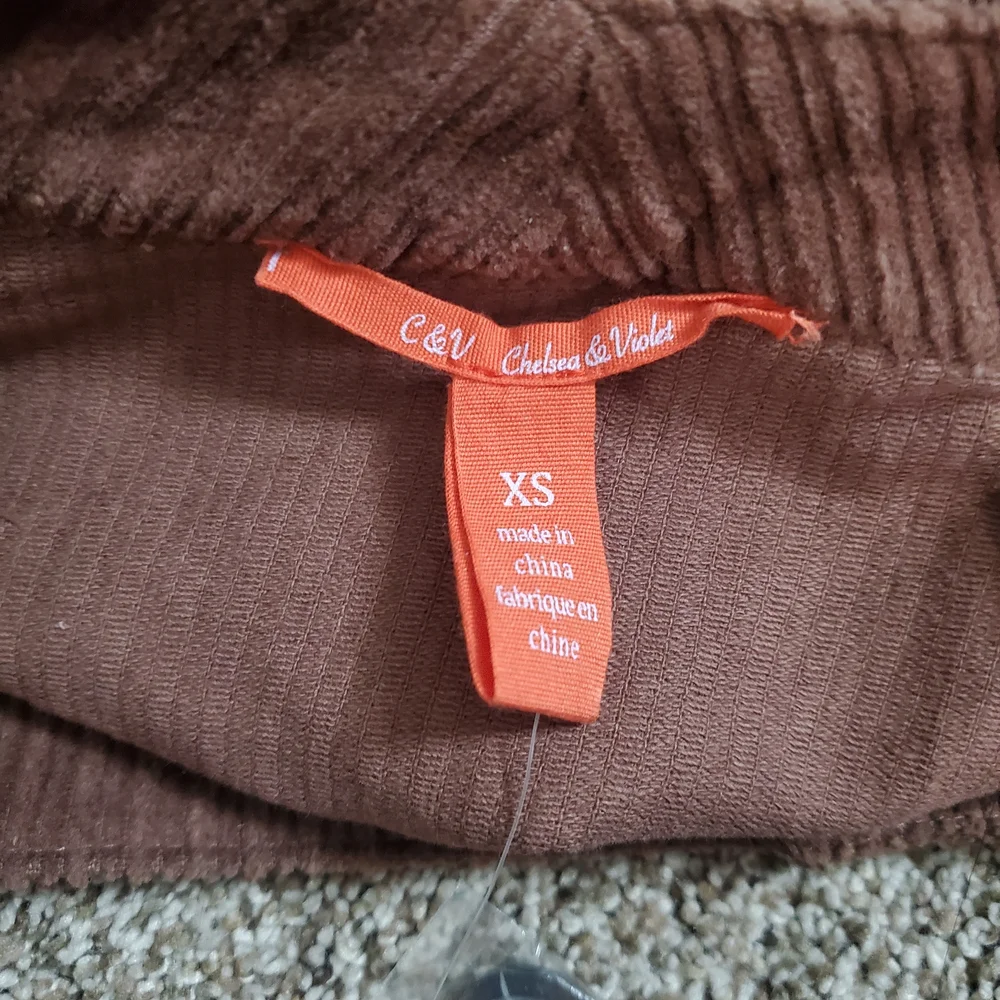 NWT Chelsea &‎ Violet Brown A-line Ribbed Mini Skirt